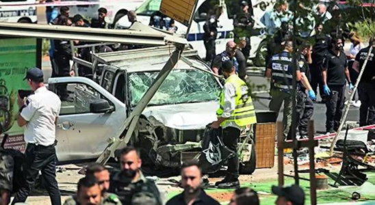 Palaestinensischer Angreifer ueberfaehrt Menschen in Tel Aviv ersticht sie acht