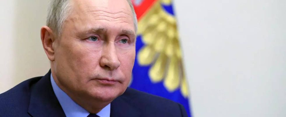 Putin sagt er lehne Friedensgespraeche nicht ab aber Kiews Offensive