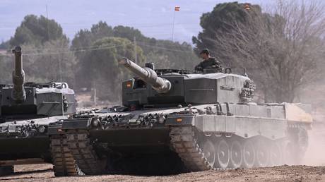 Spanien verspricht der Ukraine vier Panzer – World