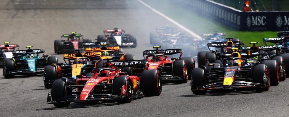 Supreme Verstappen deklassiert Perez und gewinnt den achten GP in