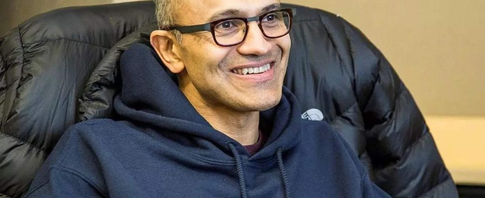 Threads Microsoft CEO Satya Nadella tritt dem Facebook Thread bei und liest