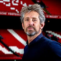 Van der Sar bleibt auf der Intensivstation die Situation ist