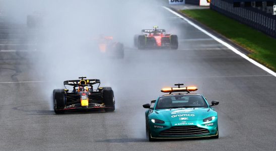 Verstappen „flog im klatschnassen Sprintrennen von Belgien „Das hast du