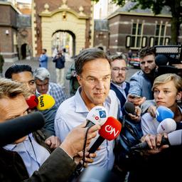 Video Ein Teil des Kabinetts verhandelt weiterhin mit Rutte