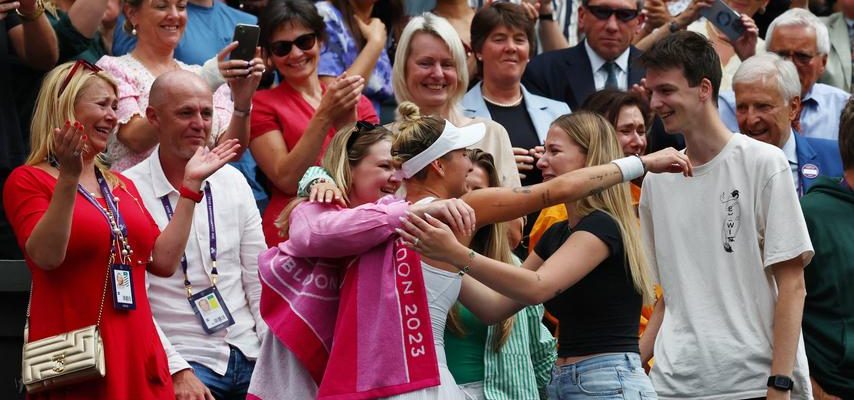 Vondrousova ueberrascht sich mit Wimbledon Titel „Letztes Jahr noch in Gips