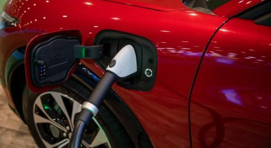 Werden Autohersteller in der Lage sein Teslas Supercharger herauszufordern