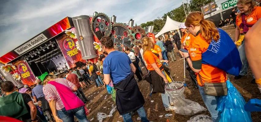 Zwarte Cross startet Experiment zur Loesung der Plastiksuppe Aus