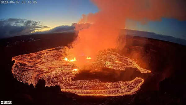 Auf Hawaii haeufen sich Braende und andere Katastrophen