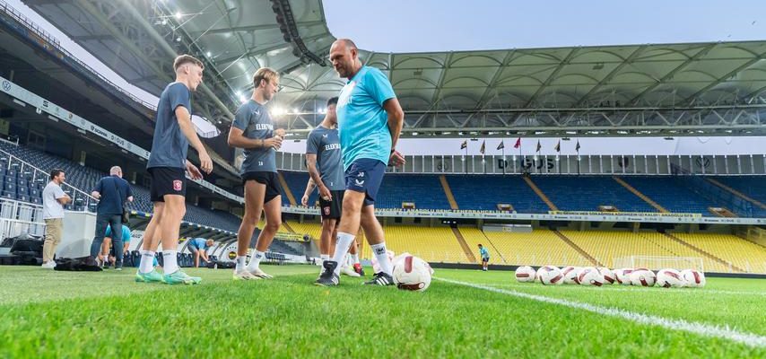 Der FC Twente geniesst ein Duell mit Fenerbahce „In hektischen