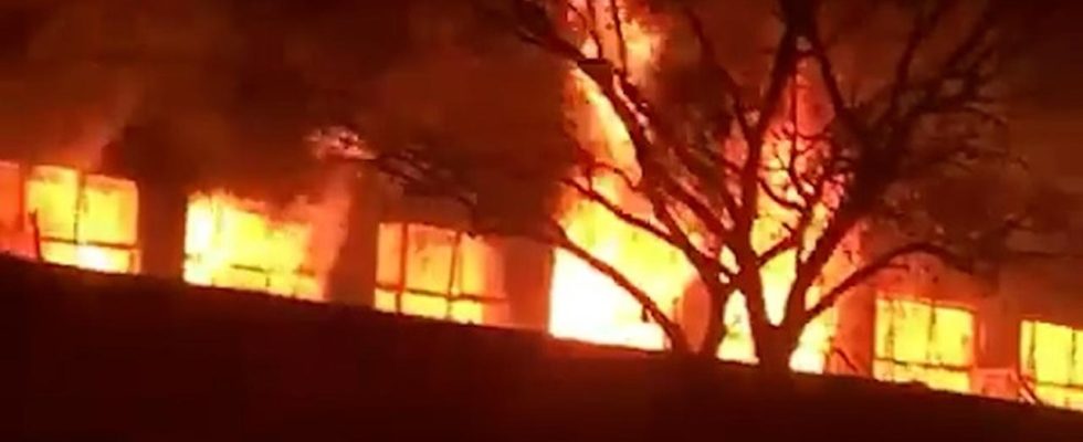 Dutzende Tote und Verletzte bei Brand in Wohnhaus in Johannesburg