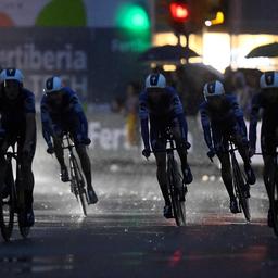 Evenepoel ist nach „lebensgefaehrlichem Mannschaftszeitfahren ganz heiss „Das war laecherlich