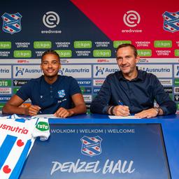 Feyenoord Spieler Hall muss Rechtsverteidiger Van Ewijk in Heerenveen vergessen machen