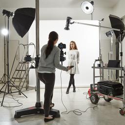 Immer mehr Menschen werden Fotografen vor allem viele Frauen