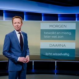 KNMI ehrt den scheidenden NOS Wettermann Gerrit Hiemstra mit seinem eigenen