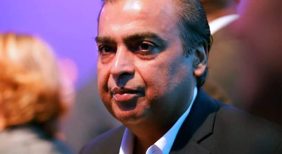 Lesen Sie was Mukesh Ambani auf der Jahreshauptversammlung des Unternehmens