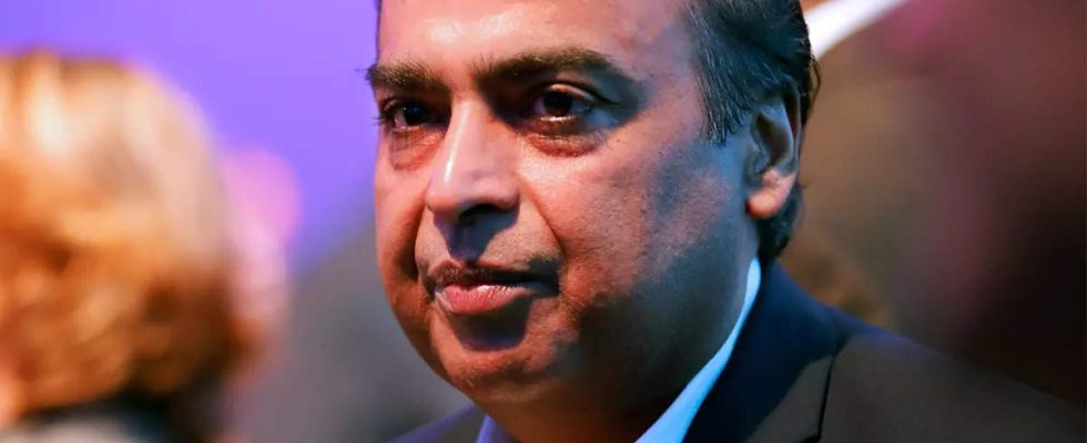 Lesen Sie was Mukesh Ambani auf der Jahreshauptversammlung des Unternehmens