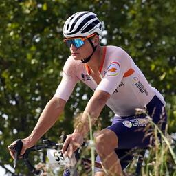 Mountainbiker veraergert ueber markante Regelaenderung fuer Van der Poel bei