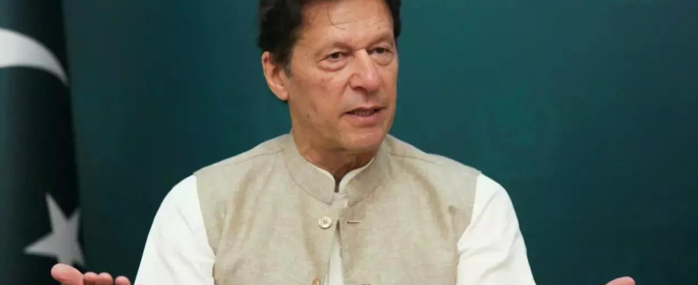 Pakistan Imran Khan werden im Gefaengnis Desi Haehnchen und Hammelfleisch serviert