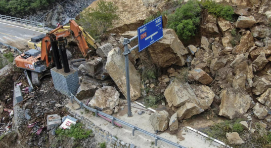 Peking Die Zahl der Todesopfer bei den juengsten Ueberschwemmungen in