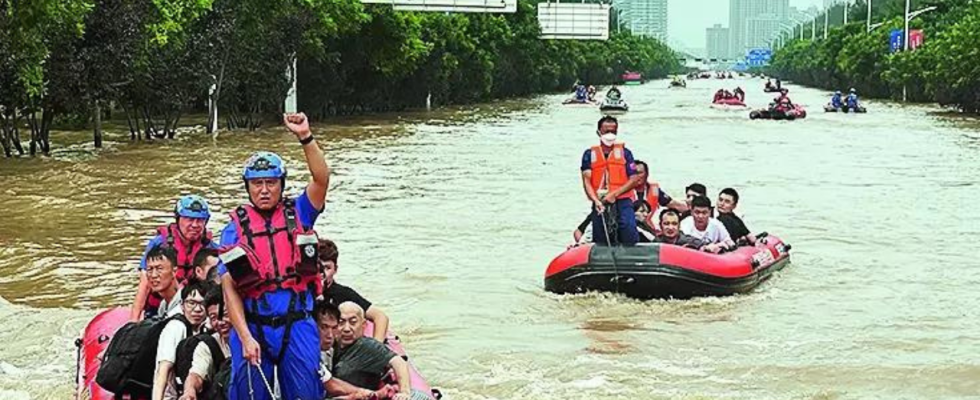 Peking In Peking gibt es die staerksten Regenfaelle seit 140