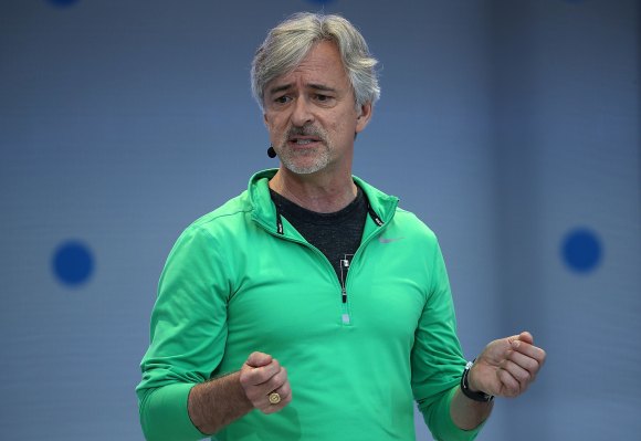 Rivian waehlt den ehemaligen Waymo CEO John Krafcik in den Vorstand