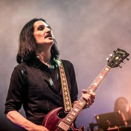 Saenger Placebo wird nach Aeusserungen beim Festival vom italienischen Premierminister