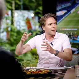 Studio Football Gesicht nach Aussagen von Van Hooijdonk „Haette frueher eingreifen