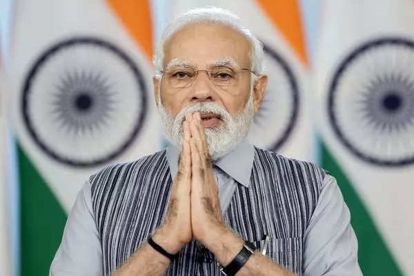 Tiranga Premierminister Narendra Modi bittet die Buerger Fotos mit Tiranga