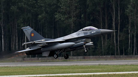 Ukrainisches F 16 Training durch Sprachbarriere behindert – Politico – World