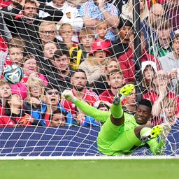 United und Onana ueberwinden schmerzhaftes 40 Yard Tor im Ausstellungsspiel Fussball