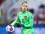 Oranje-keeper Van Domselaar verlaat FC Twente voor Aston Villa