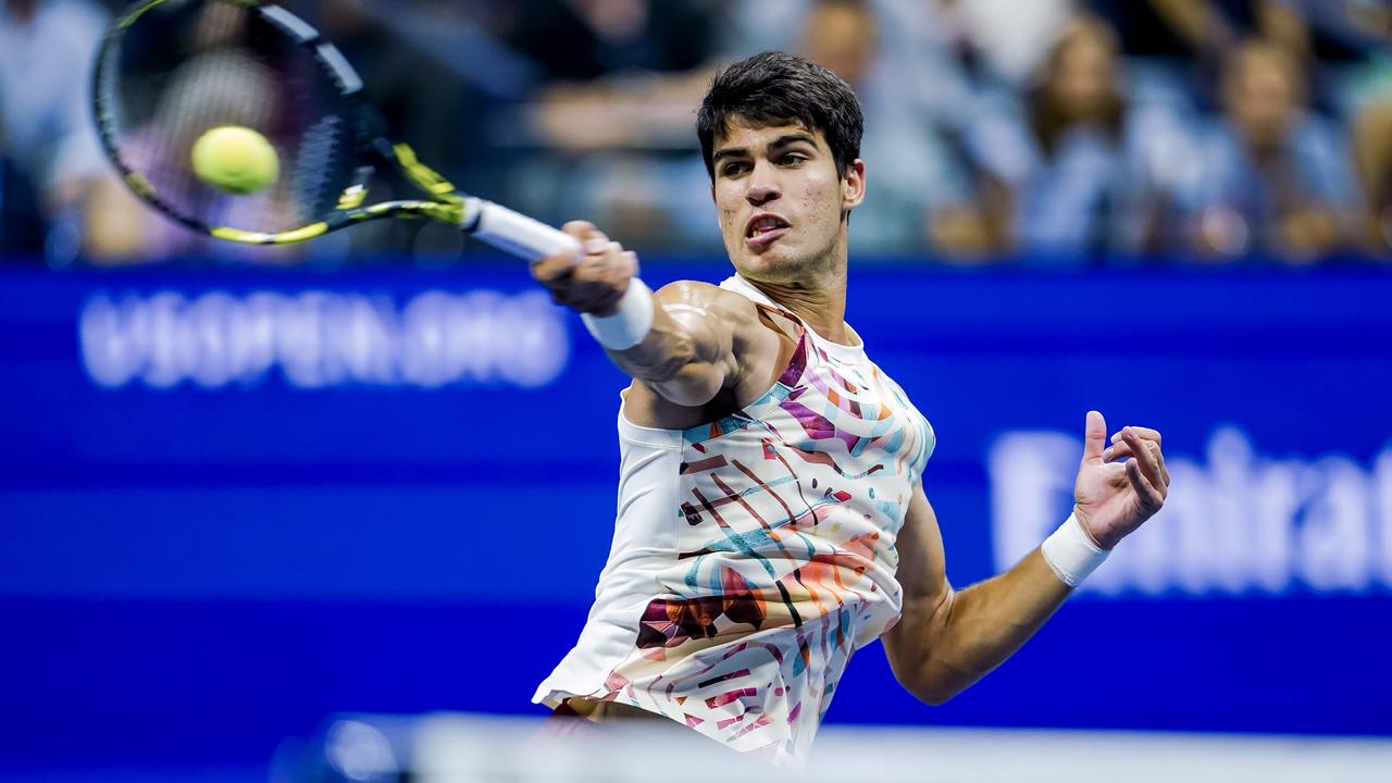 Bild aus Video: Alcaraz stürzte im Halbfinale der US Open schwer