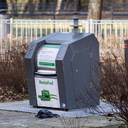 Achtzehn Monate Jugendhaft gegen Eltern von in Container gefundenem Baby