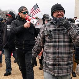 Der Anfuehrer der Proud Boys erhaelt die bisher hoechste Strafe