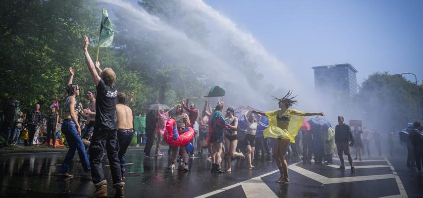 Die Demonstrationen nehmen zu „Was wir fuer normal halten ist