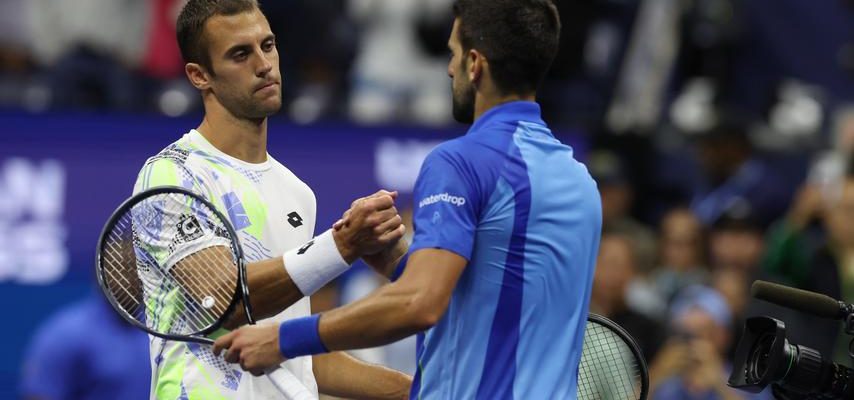 Djokovic kaempft um die vierte Runde der US Open