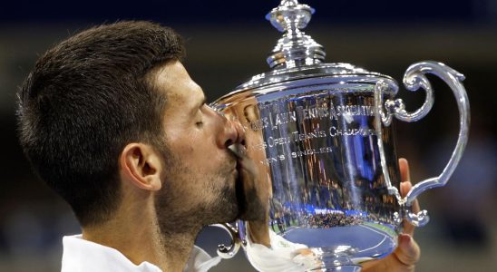 Djokovic widmet seinen Grand Slam Titel seinem Freund Kobe Bryant mit einem