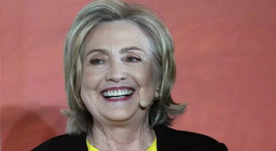 Hillary Clinton ueberschreitet in einer weiteren Rolle die Schwelle des