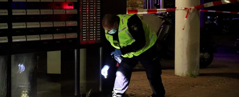 Mehrere Explosionen in Amsterdam Verdaechtiger festgenommen Inlaendisch