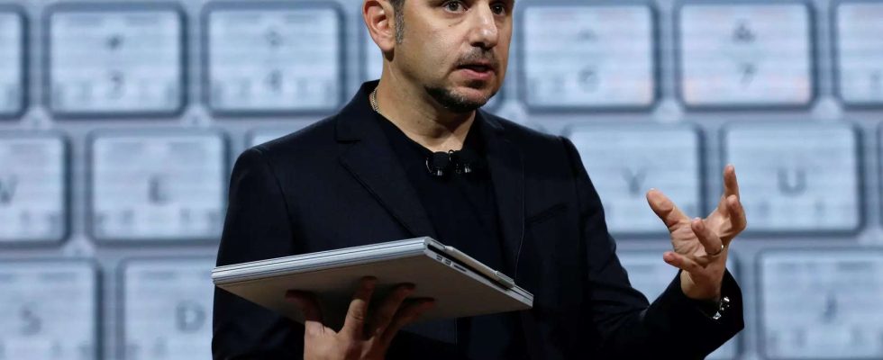 Microsoft Warum KI der Grund fuer Panos Panays Ausstieg aus