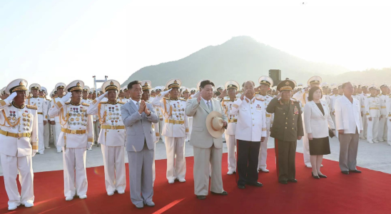 Nordkoreanisches U Boot Nordkorea bringt neues taktisches Atom U Boot vom Stapel