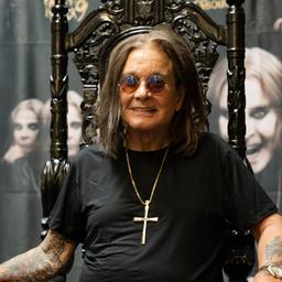 Ozzy Osbourne muss erneut operiert werden „Ich habe grosse Schmerzen