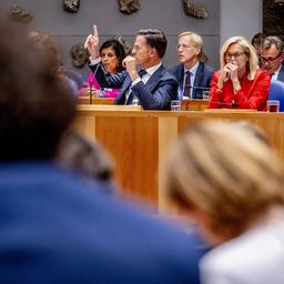 Politische Ueberlegungen Rutte erhaelt eine lange Wunschliste von Chamber