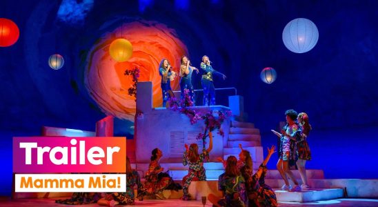 Rezensionsuebersicht zum Musical Mamma Mia „Nuechternes Dekor aber brillante Schauspieler