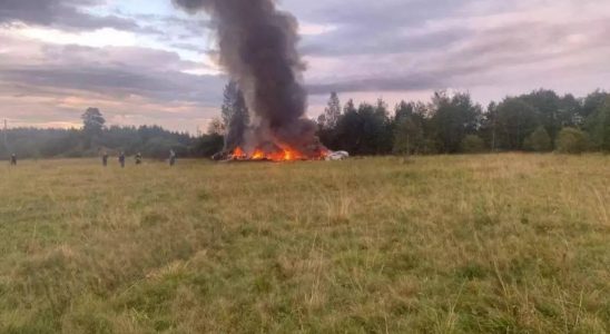 Sao Paulo Bei einem Flugzeugabsturz im brasilianischen Amazonasstaat sind 14