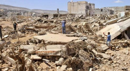 Sturm Dutzende Syrer gehoeren zu den Vermissten der katastrophalen Ueberschwemmungen