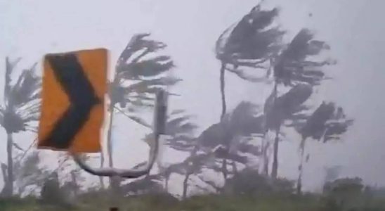 Sturm Haikui zieht nach China nachdem er zweimal in Taiwan