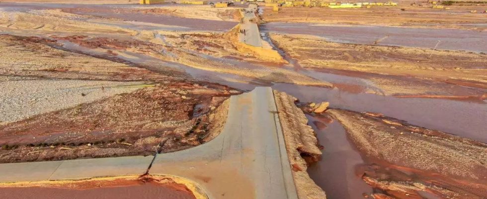 Ueberschwemmungen 5000 Tote 10000 Vermisste In Libyen Ueberschwemmungen