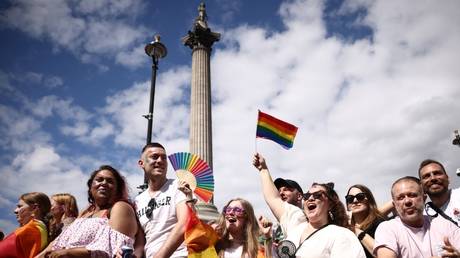 Zahl der LGBT Briten waechst in fuenf Jahren um die Haelfte