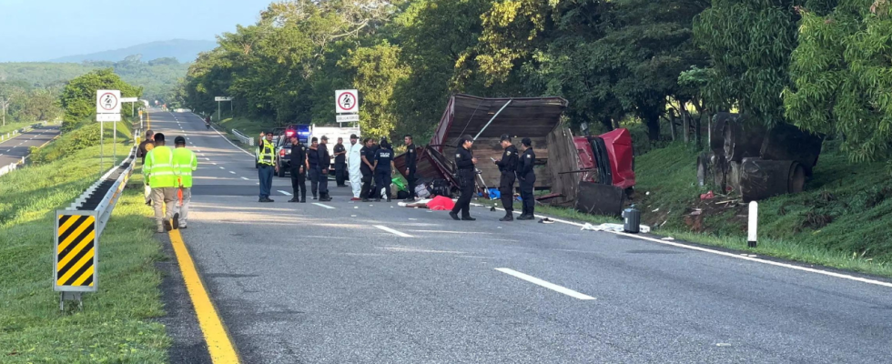 10 kubanische Migranten bei Lkw Unfall in Mexiko getoetet 17 verletzt